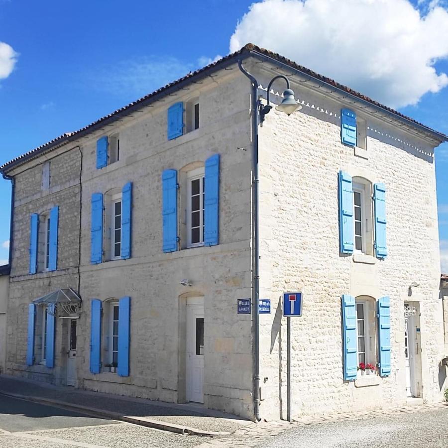 Logis De La Passerelle Port-dʼEnvaux 외부 사진